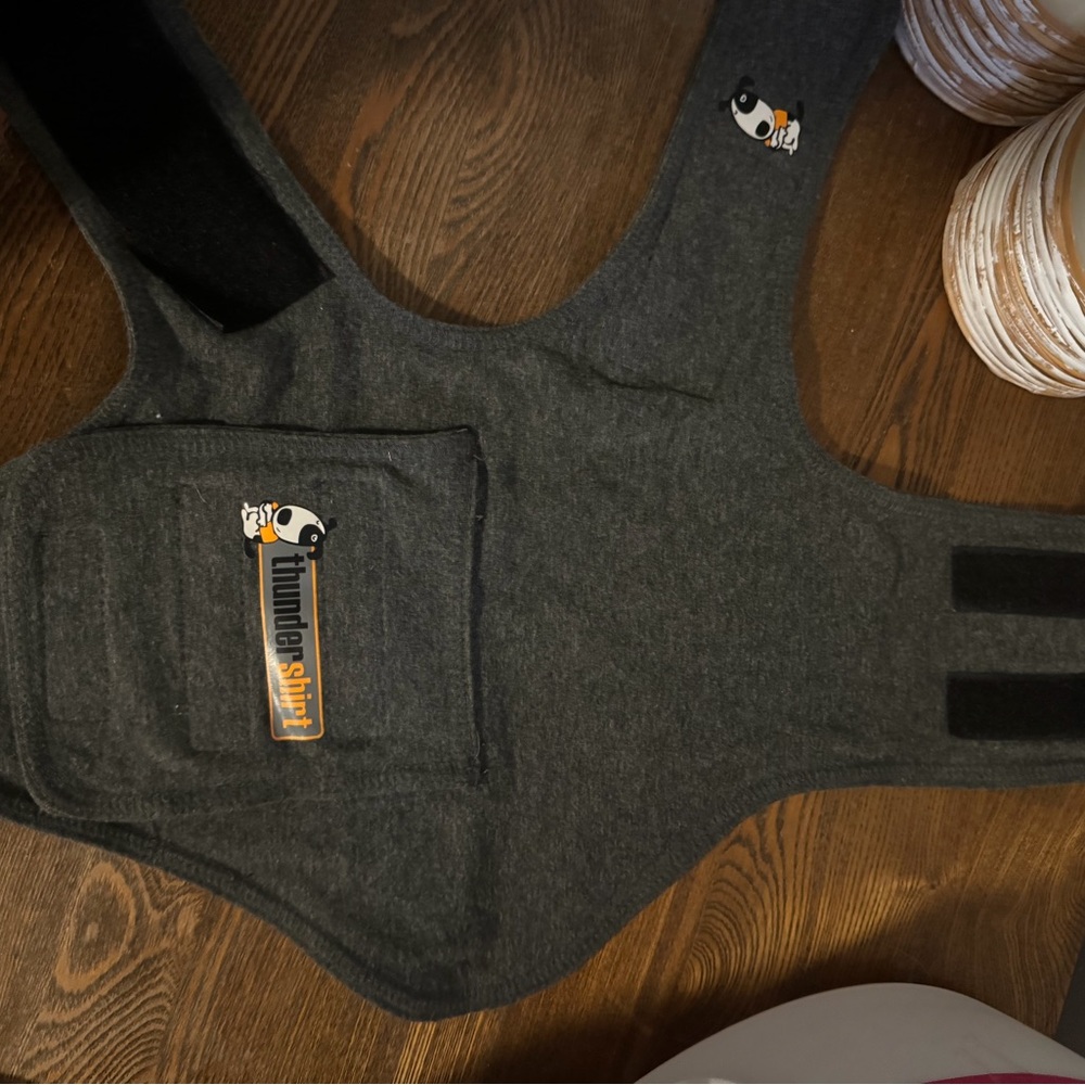 ThunderShirt Gray Dog Anxiety Vest